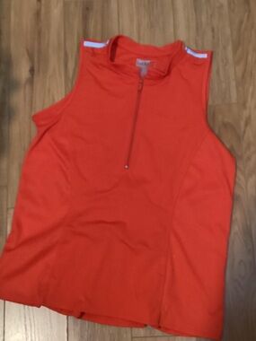 Sleeveless Zip Front Tank Top in red
